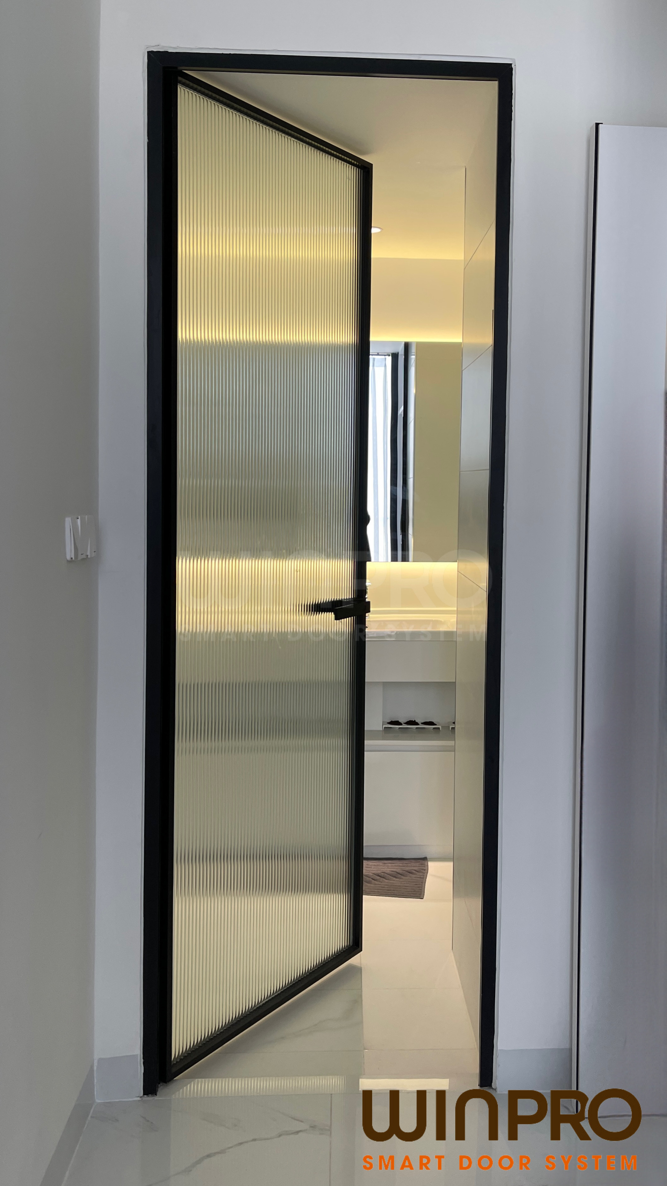 Cửa Slim 1 Cánh Mở Quay Cao Cấp - Sự Kết Hợp Hoàn Hảo Giữa Tinh Tế Và Hiện Đại